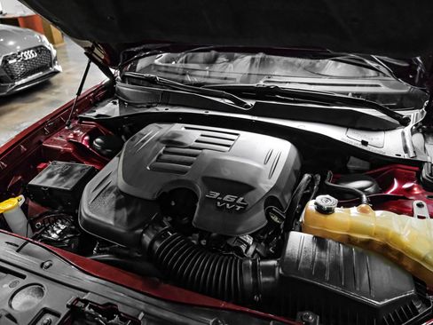 Used 2020 Chrysler 300 Touring L w/ Quick Order Package 2EF image 41