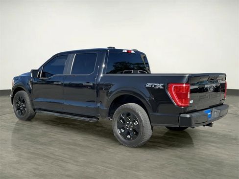 Certified 2022 Ford F150 XL w/ STX Black Appearance Package image 4