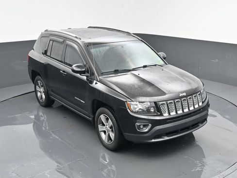 Used 2016 Jeep Compass High Altitude AWD/4WD image 20