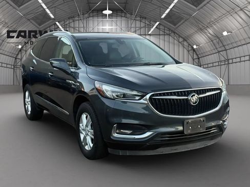 Used 2019 Buick Enclave Essence w/ LPO, Cargo Package FWD image 4