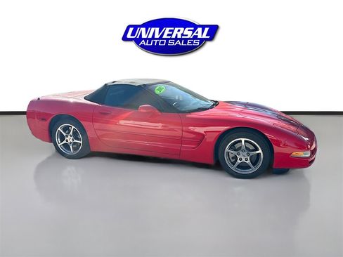 Used 2002 Chevrolet Corvette Convertible w/ Preferred Equipment Group2 image 8