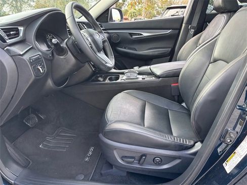 Certified 2023 INFINITI QX50 Luxe image 11