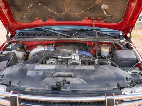 Used 2001 Chevrolet Silverado 3500 LS w/ Off-Road Skid Plate Pkg image 22