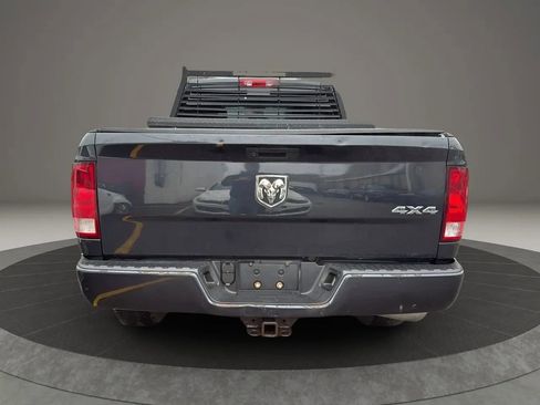 Used 2019 RAM 1500 Express w/ Express Value Package AWD/4WD image 6