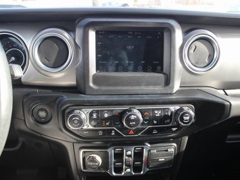 Used 2021 Jeep Wrangler Unlimited Sahara w/ LED Lighting Group image 4