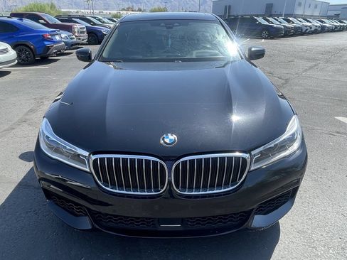 Used 2019 BMW 750i xDrive w/ M Sport Package AWD/4WD image 7