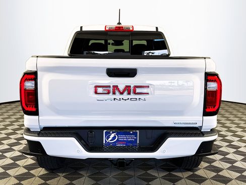 New 2025 GMC Canyon Elevation image 6