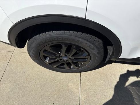 Used 2020 Ford Escape SE AWD/4WD image 10