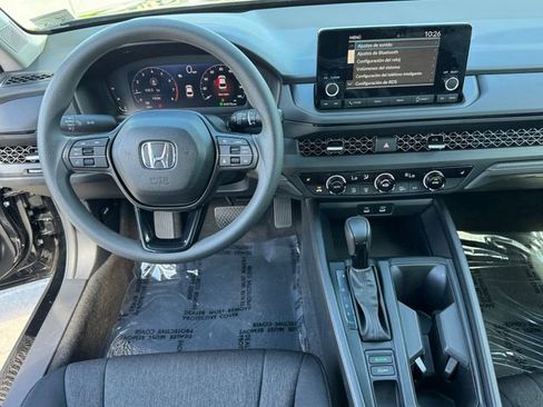 Certified 2025 Honda Accord SE image 16