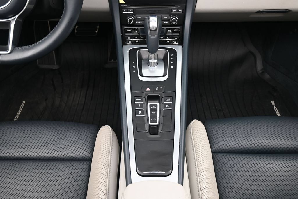 Certified 2019 Porsche 911 Carrera S RWD image 8