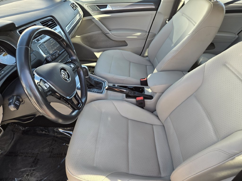 Used 2017 Volkswagen Golf Alltrack S AWD/4WD image 14