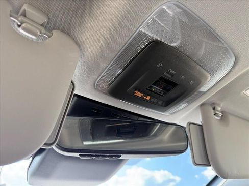 Certified 2023 Toyota Prius XLE FWD image 26