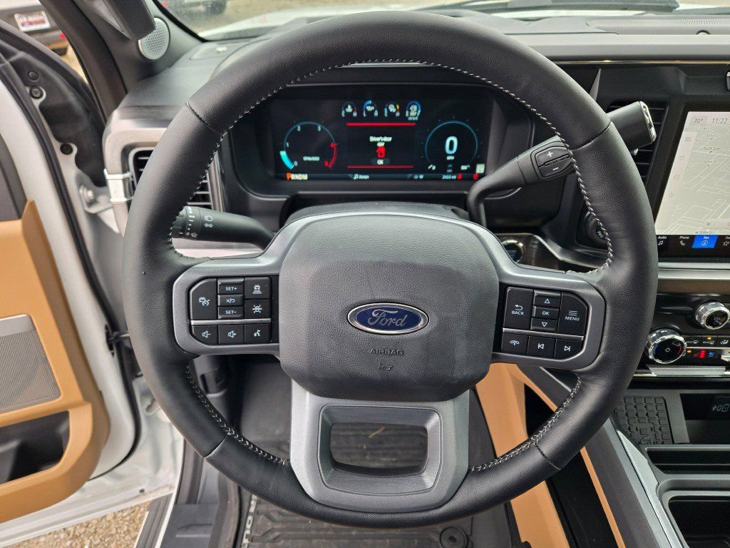 Used 2024 Ford F350 Lariat w/ Lariat Ultimate Package AWD/4WD image 31