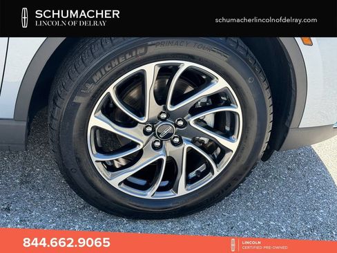 Certified 2022 Lincoln Corsair FWD image 9