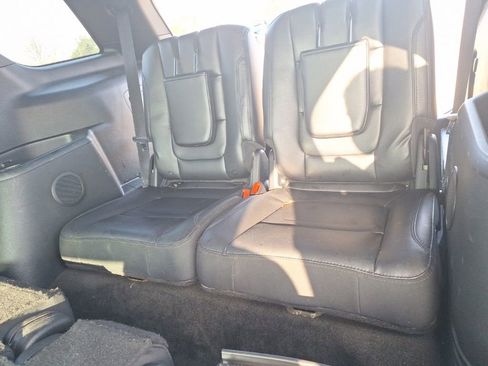 Used 2017 Ford Explorer XLT w/ Equipment Group 202A image 17