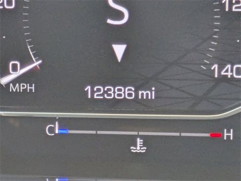 Used 2024 GMC Sierra 1500 Elevation image 33