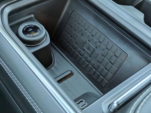 New 2025 Ford Expedition Platinum w/ Stealth Performance Package image 26