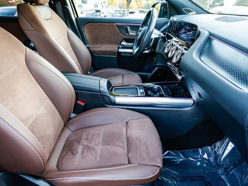 Certified 2025 Mercedes-Benz GLA 250 GLA 250 image 17