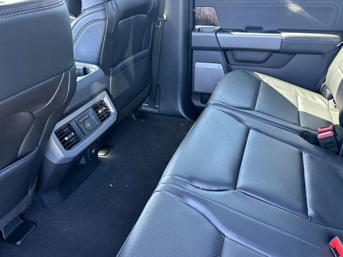 New 2025 Ford F250 Lariat w/ Lariat Ultimate Package image 11