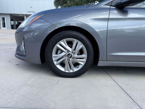 Used 2019 Hyundai Elantra SEL FWD image 10