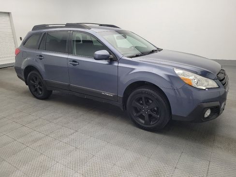 Used 2014 Subaru Outback 2.5i Premium image 11