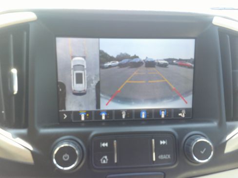 Used 2019 GMC Terrain Denali w/ GMC Pro Grade Package AWD/4WD image 24