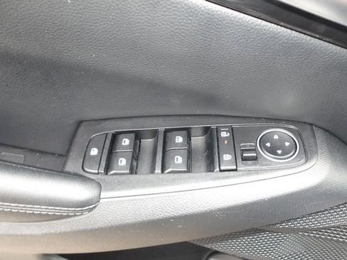 Used 2024 Kia Seltos EX AWD/4WD image 15