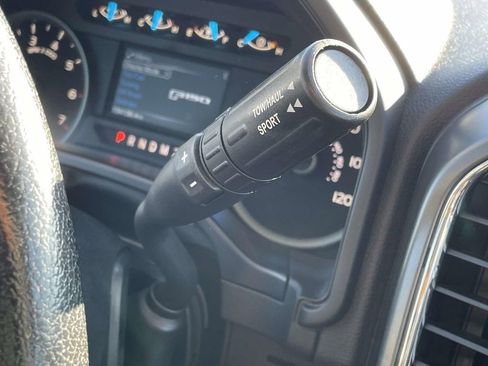 Used 2016 Ford F150 XLT w/ Equipment Group 302A Luxury AWD/4WD image 14