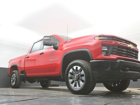 Used 2024 Chevrolet Silverado 2500 Custom w/ Custom Value Package AWD/4WD image 37