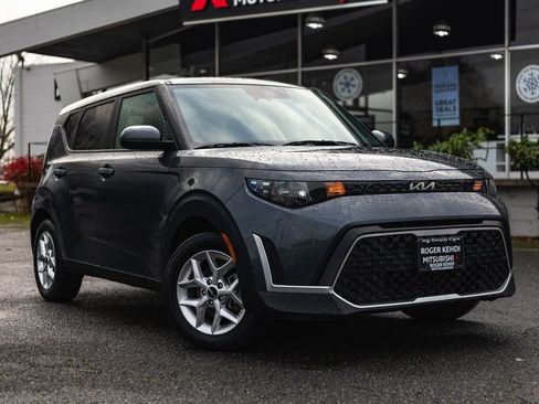 Used 2024 Kia Soul LX w/ Option Group 015 image 1
