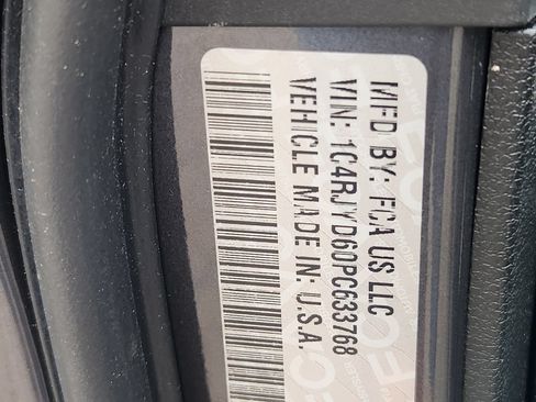 Used 2023 Jeep Grand Cherokee Overland AWD/4WD image 23