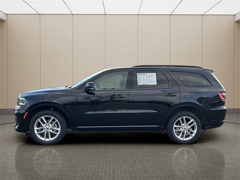Used 2024 Dodge Durango GT image 2