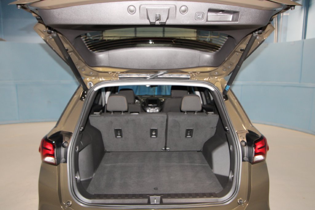 Used 2024 Chevrolet Equinox LT FWD image 38