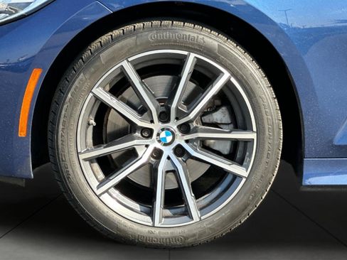 Used 2021 BMW 330i Sedan w/ Convenience Package RWD image 25
