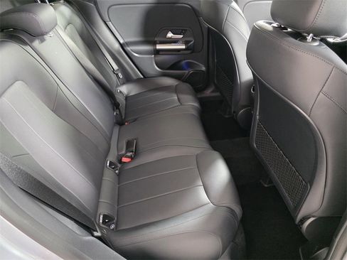 Certified 2025 Mercedes-Benz GLA 250 image 25