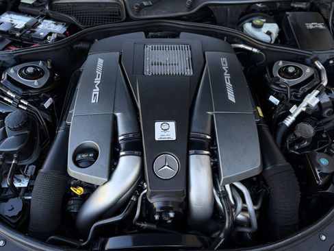 Used 2012 Mercedes-Benz CL 63 AMG image 30