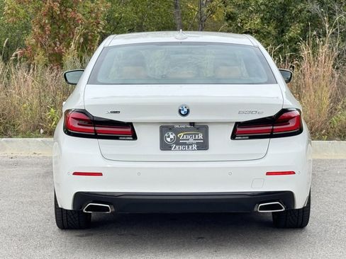 Certified 2023 BMW 530e xDrive w/ Premium Package image 5