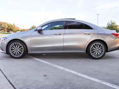 Used 2020 Mercedes-Benz CLA 250 image 4