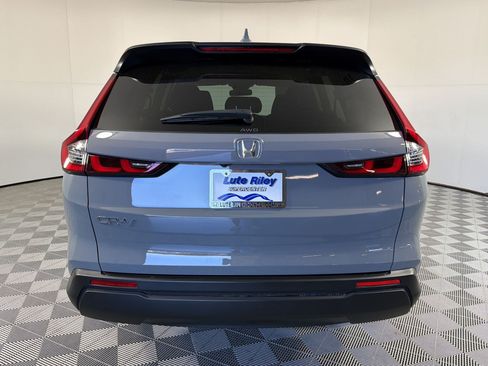 Used 2023 Honda CR-V EX image 10