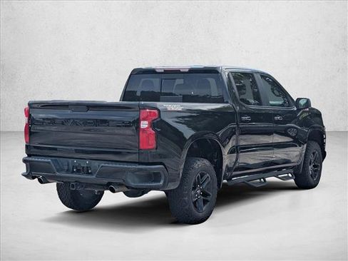 Used 2021 Chevrolet Silverado 1500 LT Trail Boss w/ Convenience Package II AWD/4WD image 5