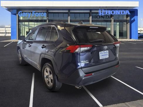 Used 2025 Toyota RAV4 XLE AWD/4WD image 3