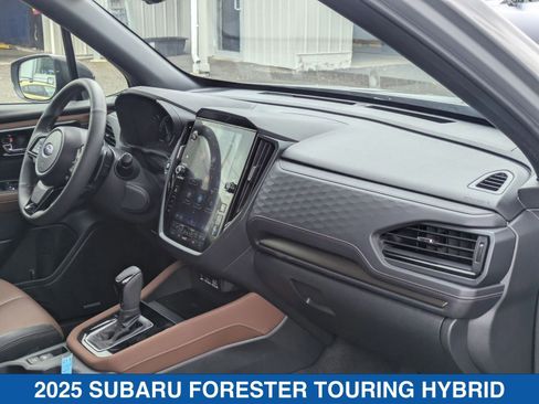 Certified 2025 Subaru Forester Touring AWD/4WD image 37