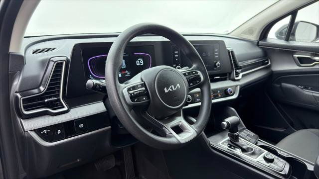 Used 2025 Kia Sportage LX FWD image 24