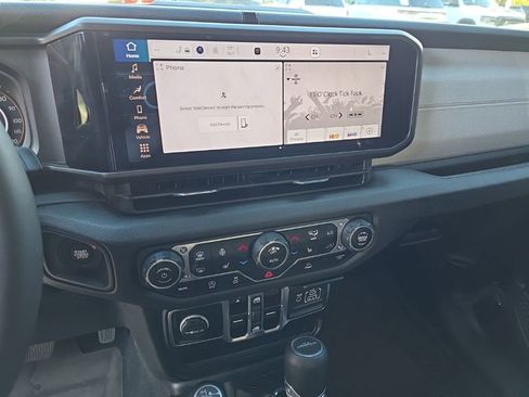 Certified 2024 Jeep Gladiator Sport image 2