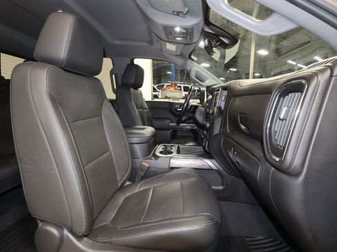 Certified 2020 Chevrolet Silverado 1500 LTZ w/ Technology Package image 29