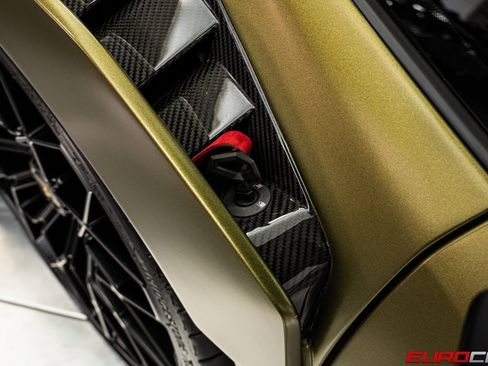 Used 2022 Lamborghini Huracan STO image 16