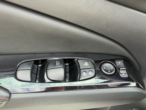 Certified 2025 Nissan Altima 2.5 SR w/ SR Premium Package FWD image 21