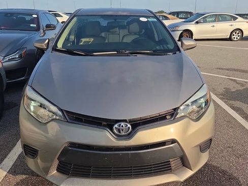 Used 2015 Toyota Corolla LE FWD image 5