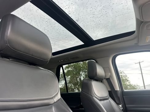 Certified 2025 Ford Expedition Active AWD/4WD image 18