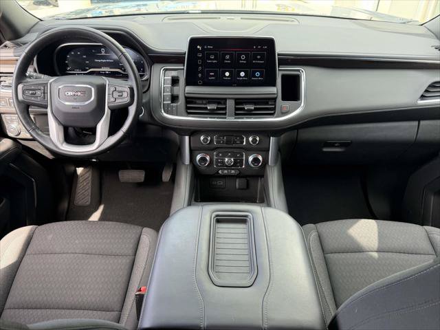 Used 2023 GMC Yukon XL SLE AWD/4WD image 16